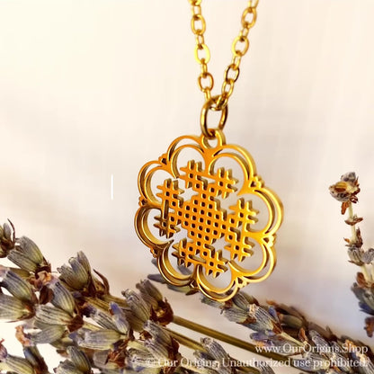 IU MIEN Necklace - Eternal Flower