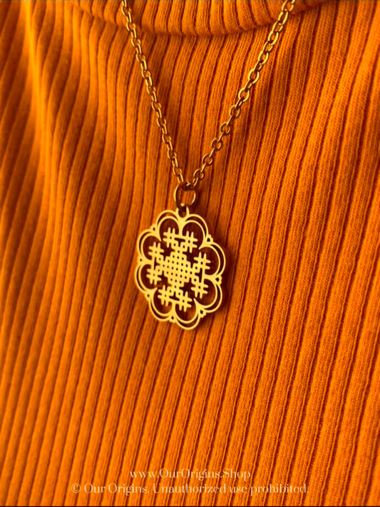 IU MIEN Necklace - Eternal Flower