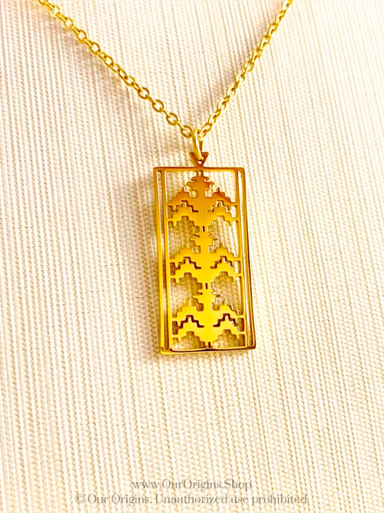 IU MIEN Necklace - Generations